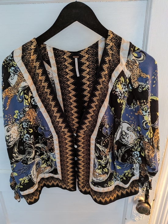 Free People Tops - Free People Catch Me If You Can Tie Sleeve Button Front Cropped Boho Top Sz.S